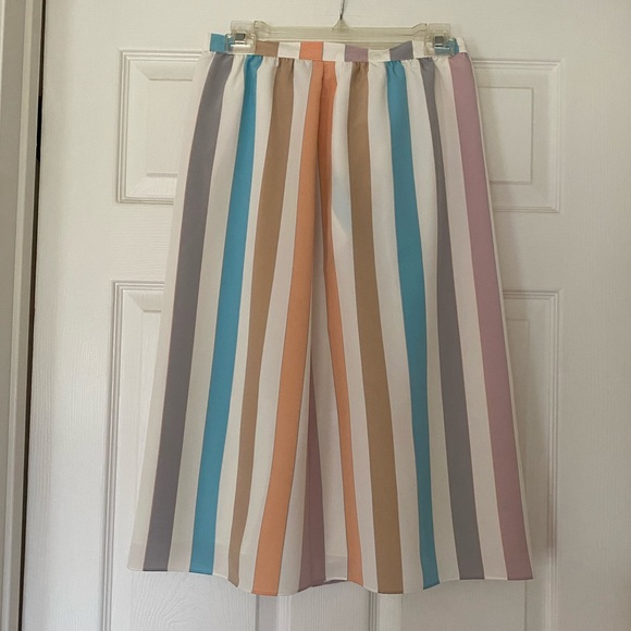 Beautiful Vintage 3-Piece Suit - Picture 5 of 11